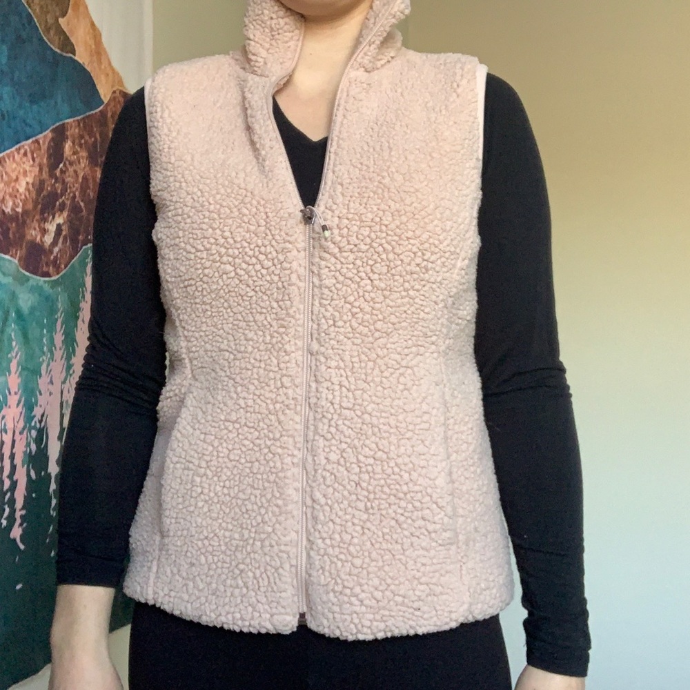 Pink Calia by Carrie Underwood vest